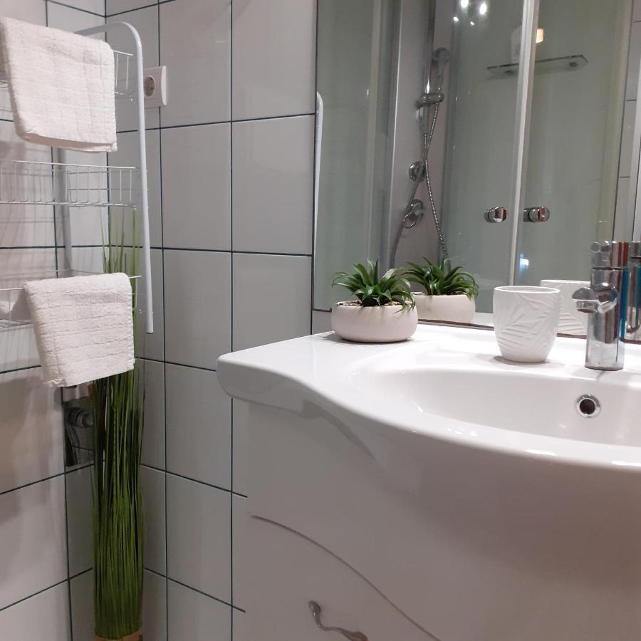 Lux Apartman Villa Hajduszoboszlo Bagian luar foto
